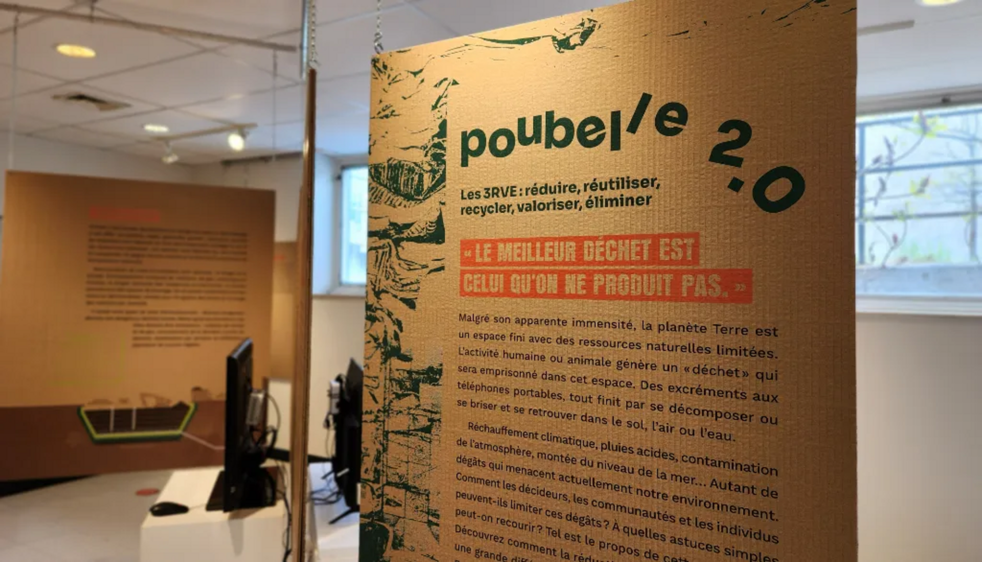 Exposition poubelle 2.0.