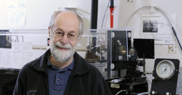 Michel Piché, professeur au Département de physique, de génie physique et d'optique
