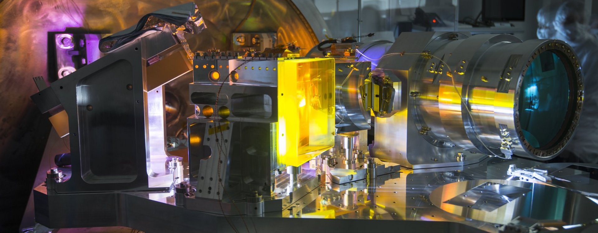 Physics, Engineering Physics and Optics Faculté des sciences et de