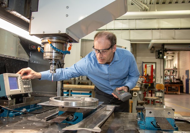 Génie mécanique - Faculté des sciences et de génie - Université Laval