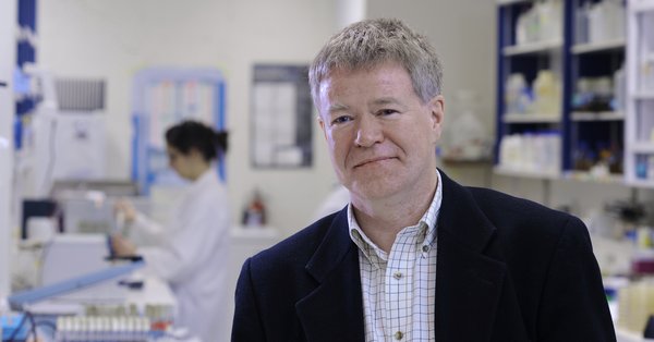 Sylvain Moineau, professeur au Département de biochimie, de microbiologie et de bio-informatique