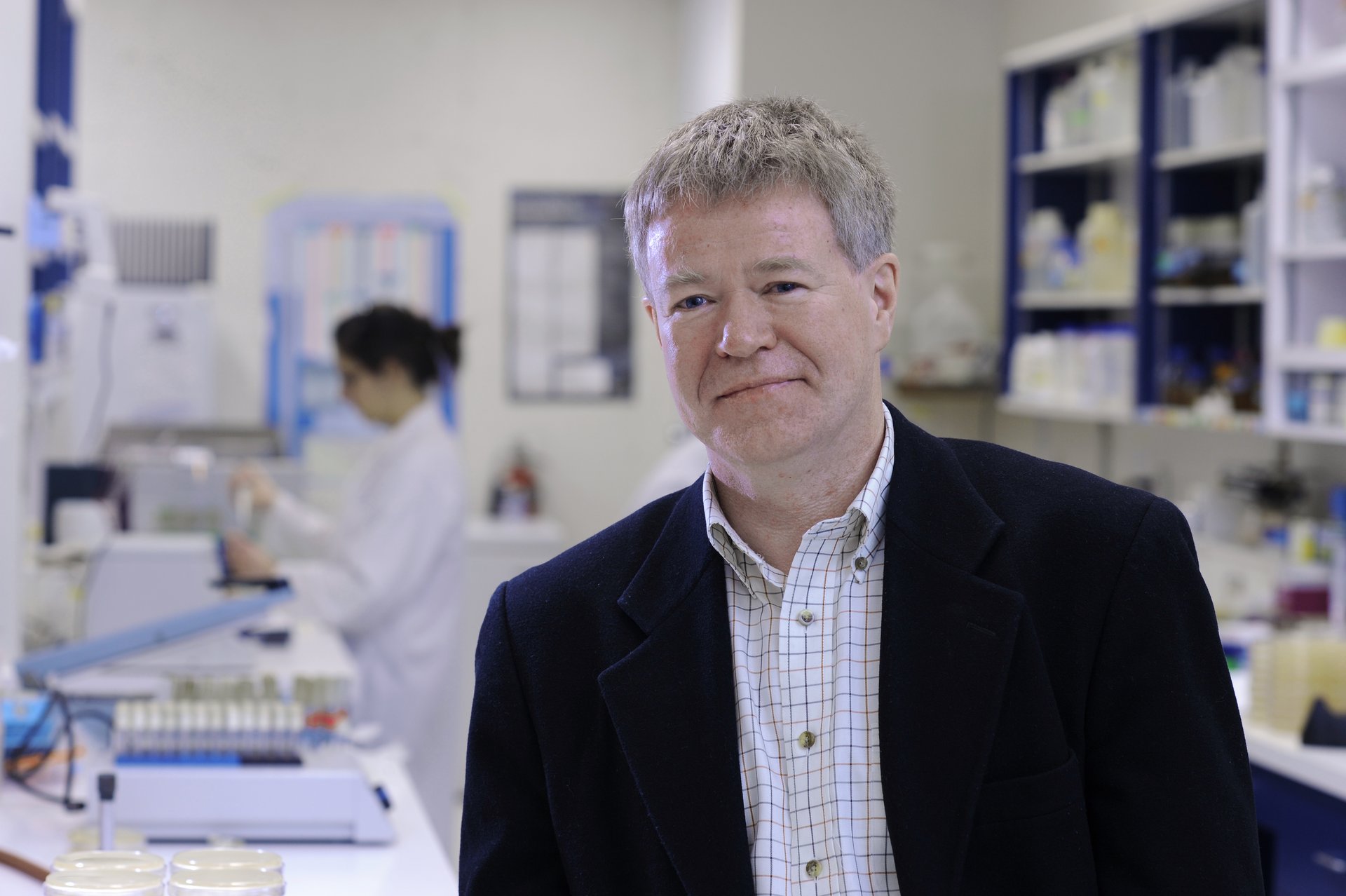 Sylvain Moineau, professeur au Département de biochimie, de microbiologie et de bio-informatique