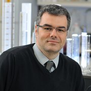Jean-François Morin, professeur au Département de chimie