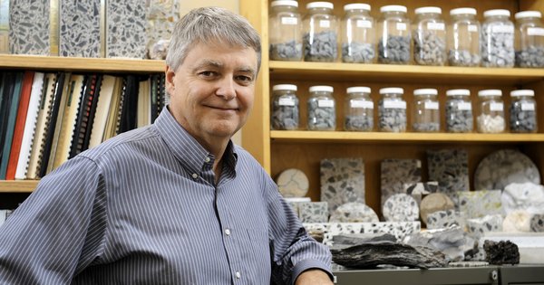 Benoit Fournier, professeur au Département de géologie et de génie géologique