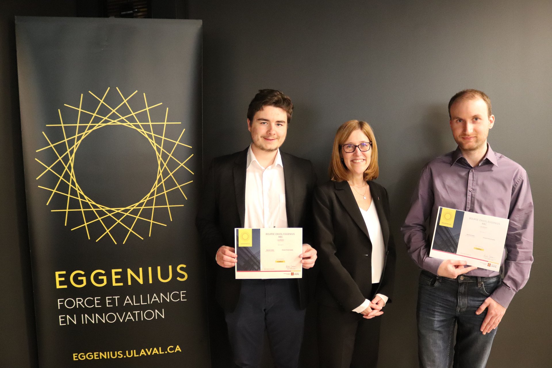 Maxime Vaidis, Maryse Gosselin de RBC Banque Royale et Vincent Porta-Scarta
