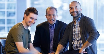 Le doctorant Albert Dupont, le professeur Réal Vallée et le professionnel de recherche Jérôme Lapointe